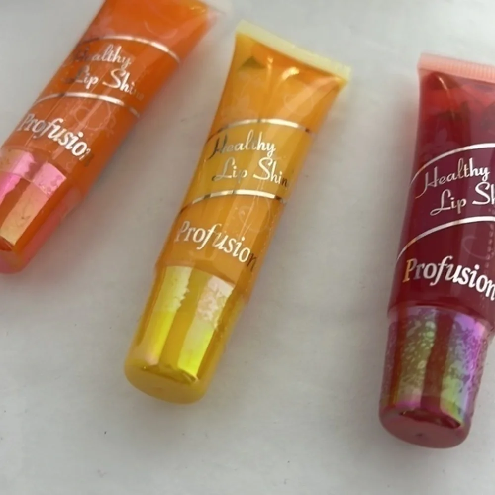 Make up bundle with drink bottle